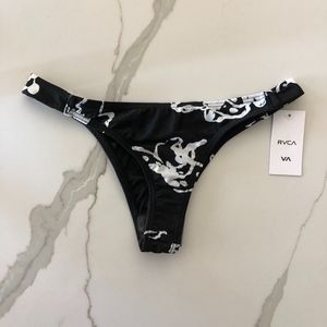 NWT RVCA BIKINI BOTTOMS 🖤🤍